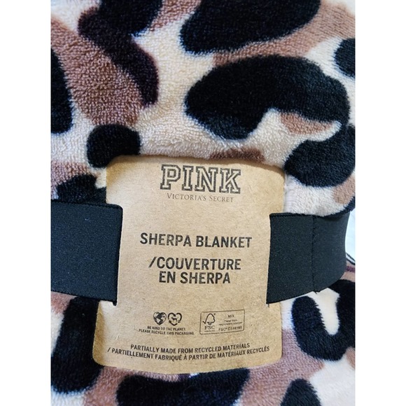 Victoria's Secret PINK Leopard Print Black Sherpa Blanket 60 in by 72 in NEW - Picture 4 of 9